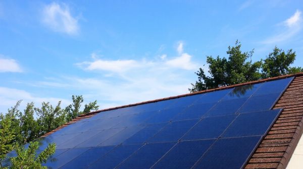 Gagnez de l'argent avec vos panneaux solaires photovoltaïques