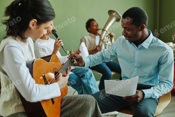 Découvrez des cours de musique à domicile adaptés à vous